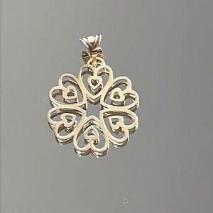 18k solid gold multi-heart round pendant. Gold tone
